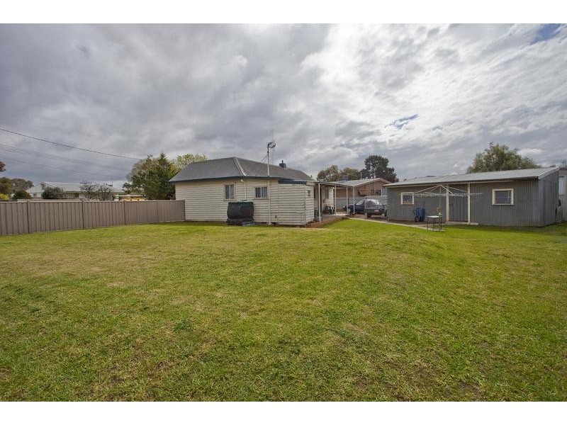 49 Cunneen Street, Long Gully VIC 3550