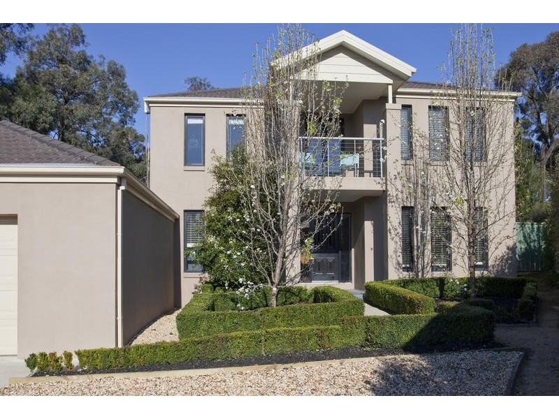 10 Federation Terrace, Kennington VIC 3550