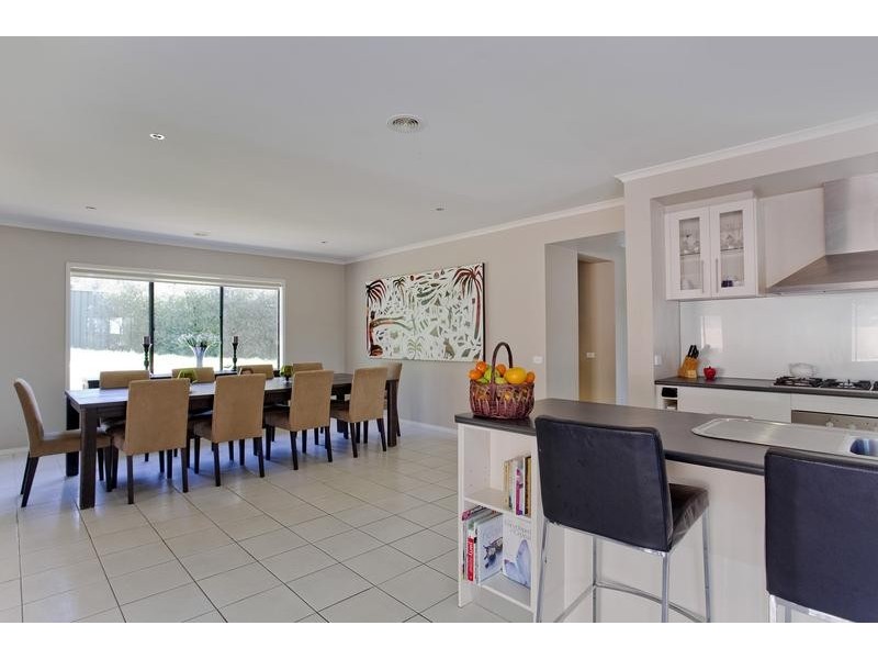 10 Federation Terrace, Kennington VIC 3550