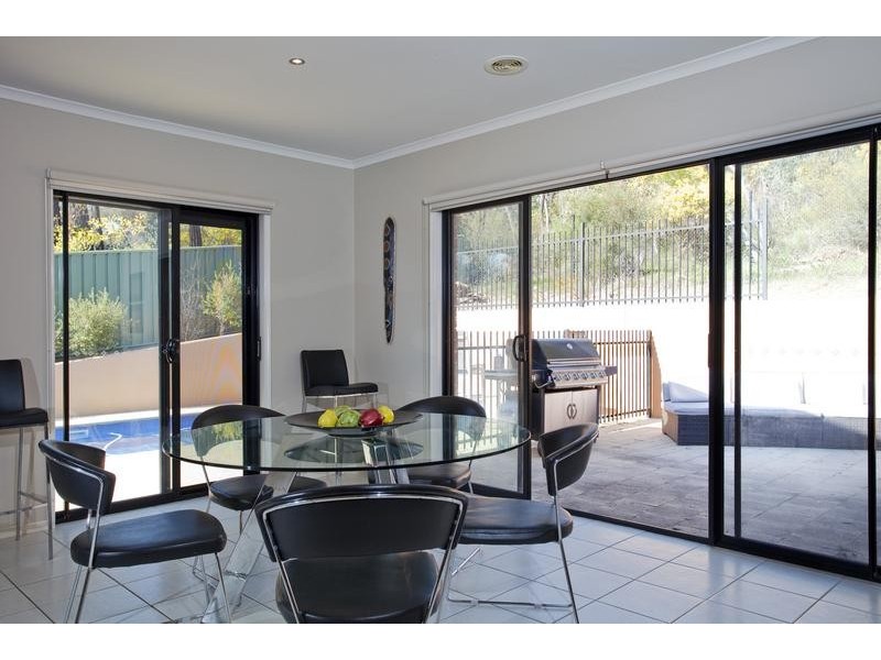 10 Federation Terrace, Kennington VIC 3550