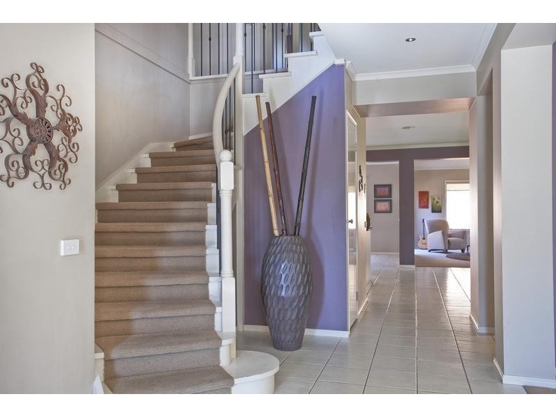 10 Federation Terrace, Kennington VIC 3550