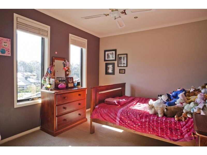 10 Federation Terrace, Kennington VIC 3550