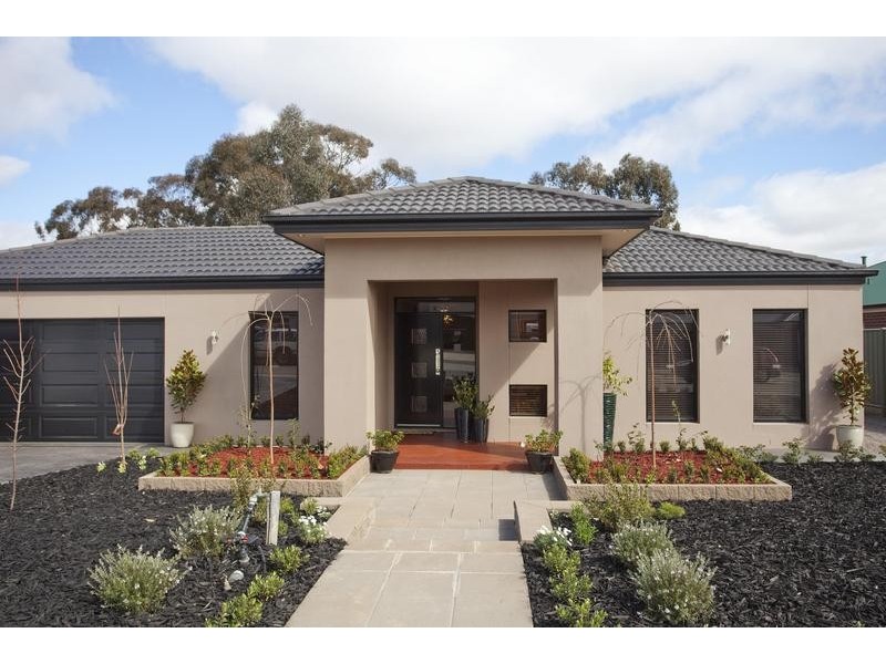 18 Lower Beckhams Road, Maiden Gully VIC 3551