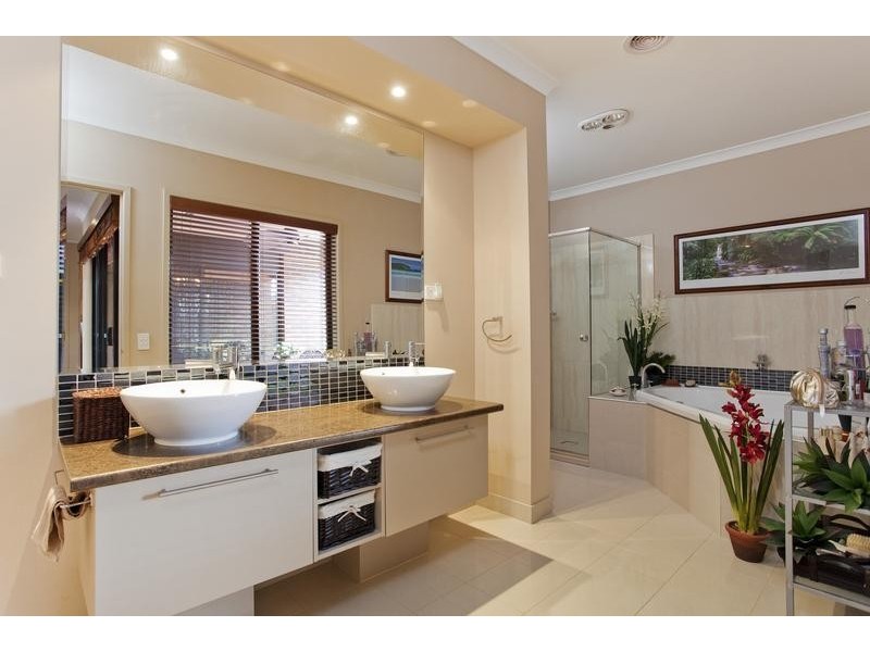 18 Lower Beckhams Road, Maiden Gully VIC 3551