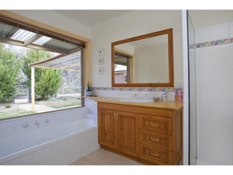 128 Red Tank Road, Strathfieldsaye VIC 3551