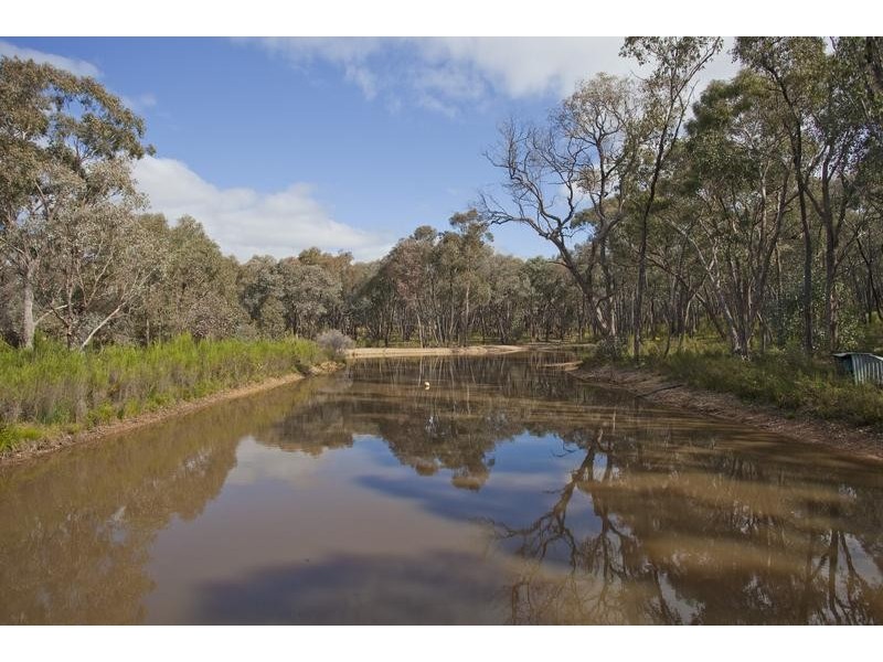 128 Red Tank Road, Strathfieldsaye VIC 3551