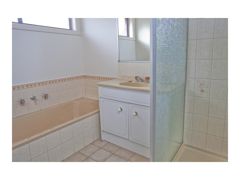 6 Billola Court, Eaglehawk VIC 3556