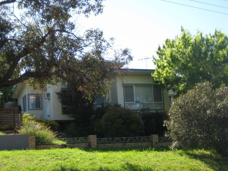 10 Specimen Hill Road, Golden Square VIC 3555