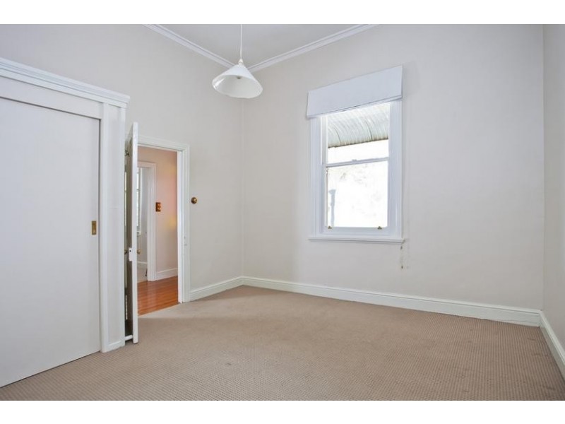 27 Condon Street, Kennington VIC 3550