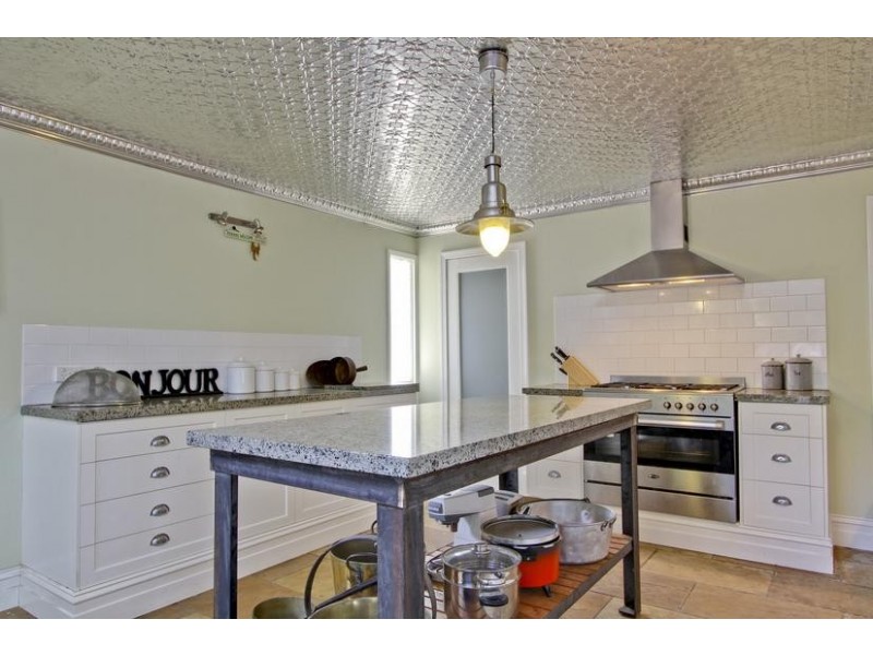 101 Lily Street, Bendigo VIC 3550
