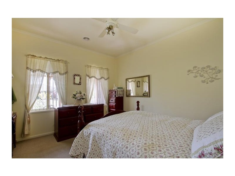 50 Bassett Drive, Strathfieldsaye VIC 3551