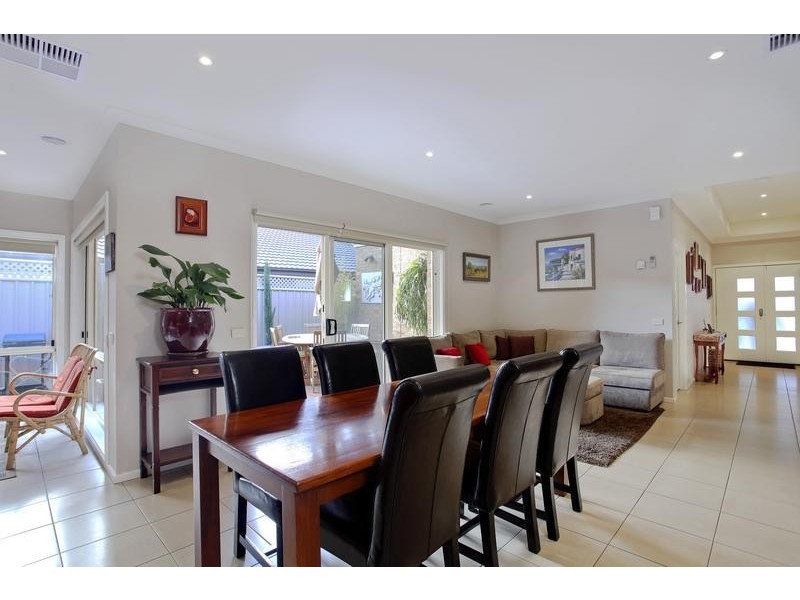 5 Bramley Place, Kennington VIC 3550