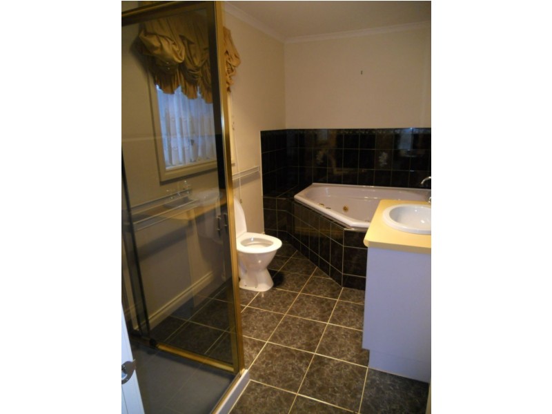 14 Druid Street, Golden Square VIC 3555