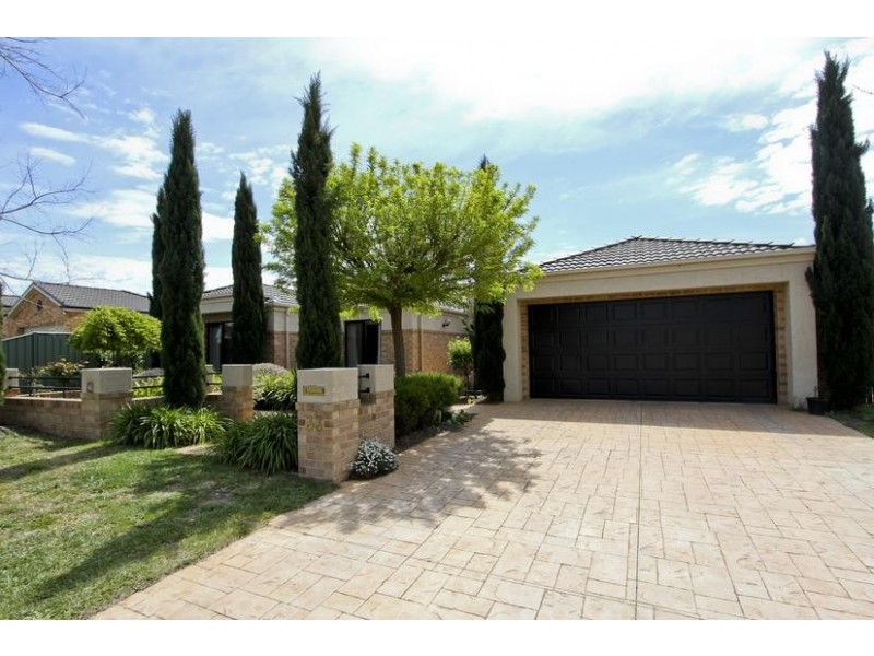 33 Brentwood Boulevard, Strathfieldsaye VIC 3551