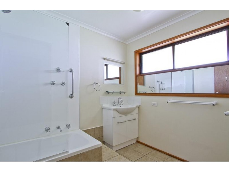 1 Sugar Gum Drive, Bridgewater VIC 3516