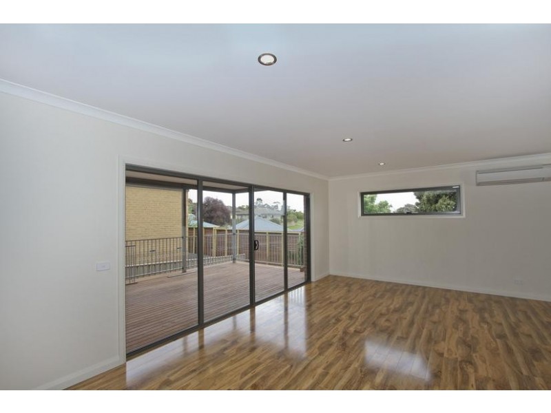 4 Illingworth Street, Golden Square VIC 3555