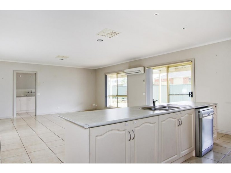 36 Candlewood Drive, Strathfieldsaye VIC 3551