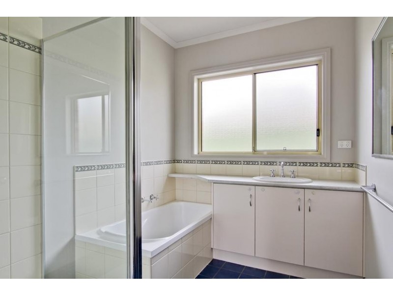 36 Candlewood Drive, Strathfieldsaye VIC 3551