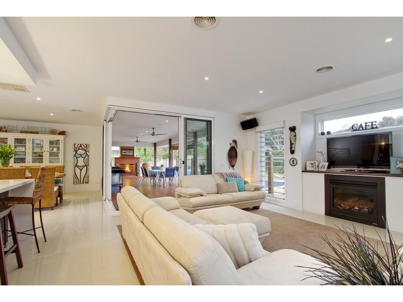 27 Alexander Close, Strathfieldsaye VIC 3551