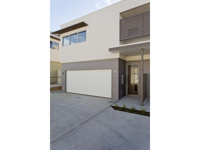 6/2 Pilcher Street, Strathdale VIC 3550