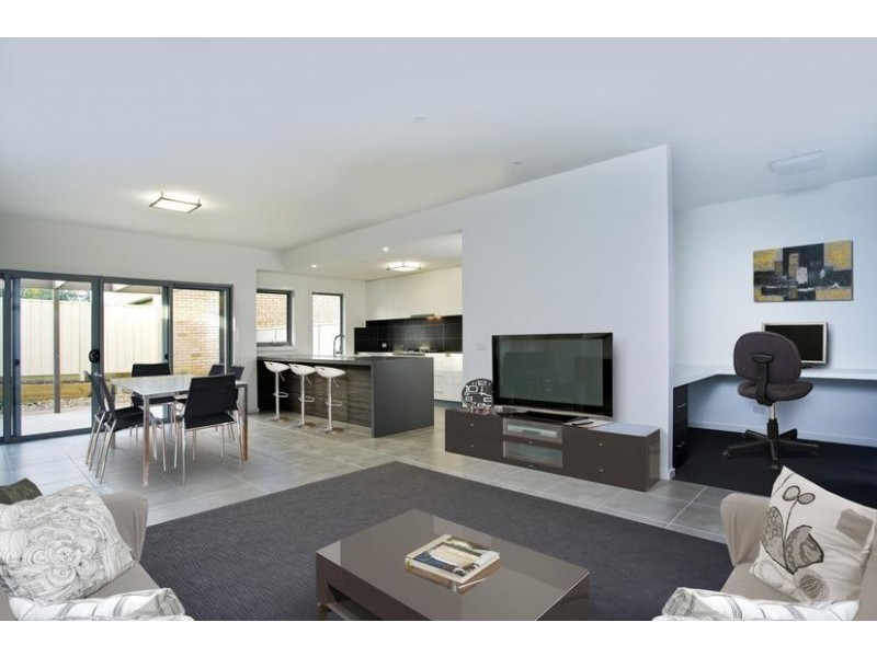 6/2 Pilcher Street, Strathdale VIC 3550