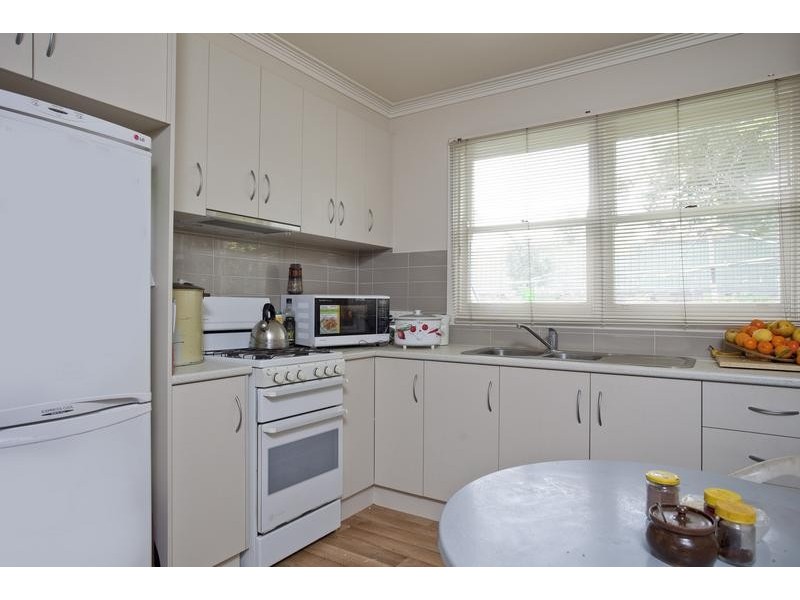14 Montgomery Crescent, White Hills VIC 3550