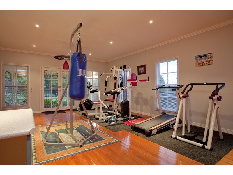 3 Everett Court, Strathdale VIC 3550