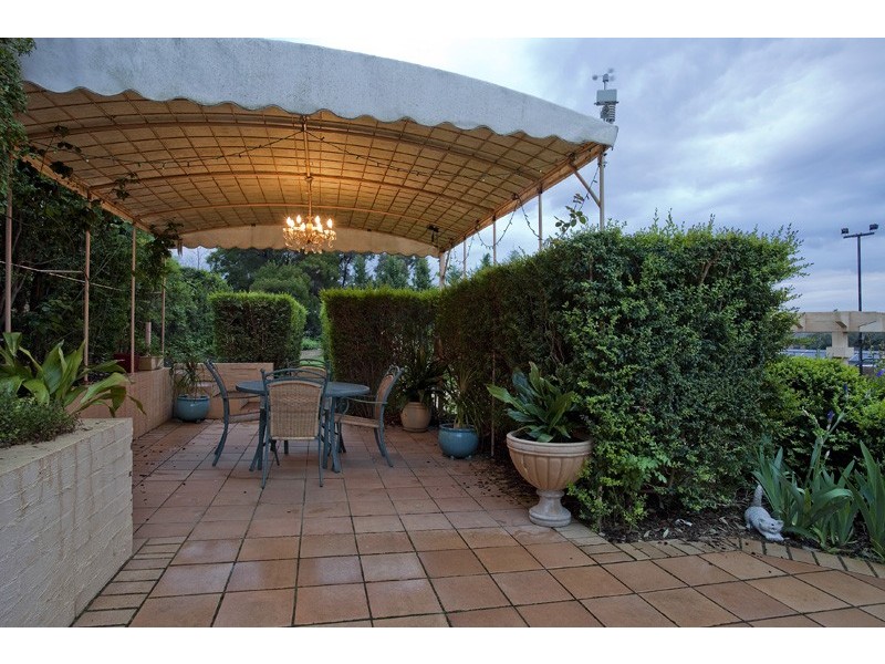 3 Everett Court, Strathdale VIC 3550