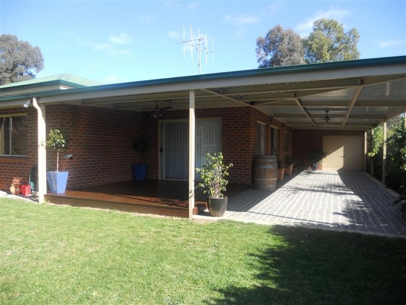 3 Shelley Street, Spring Gully VIC 3550