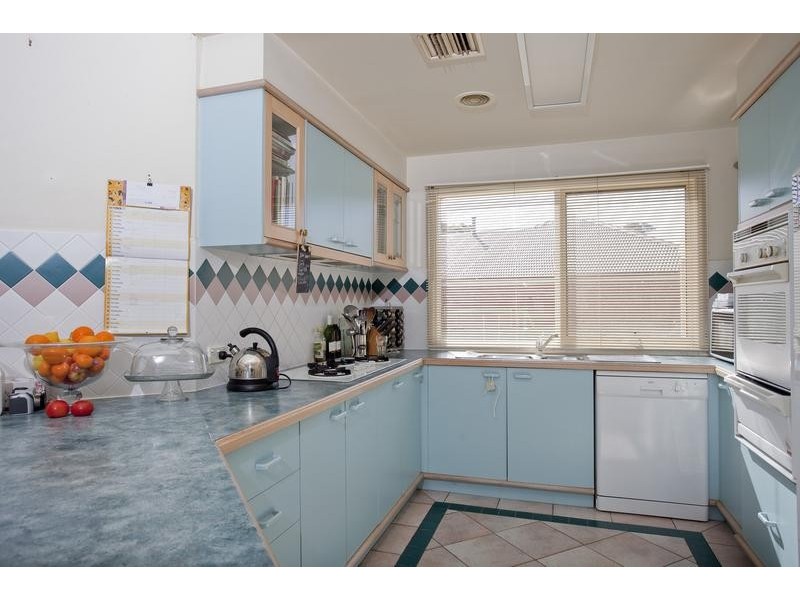 9 Keogh Drive, Spring Gully VIC 3550