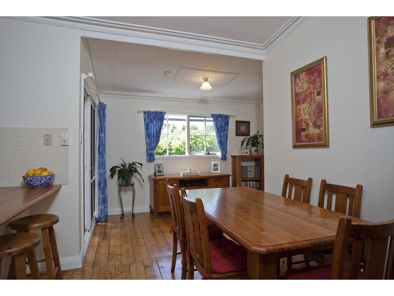 16 Rowcliffe Street, Quarry Hill VIC 3550