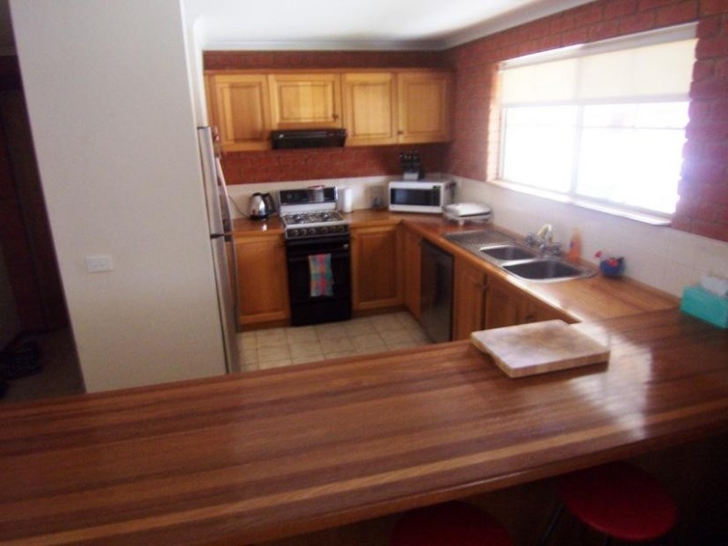 2/17 Sternberg Street, Bendigo VIC 3550