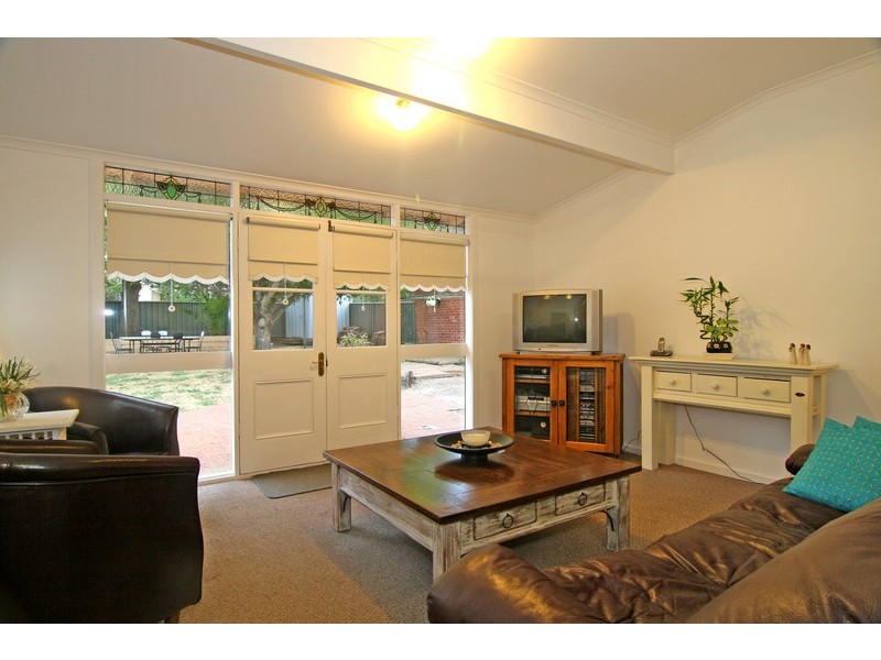 52 Carpenter Street, Quarry Hill VIC 3550