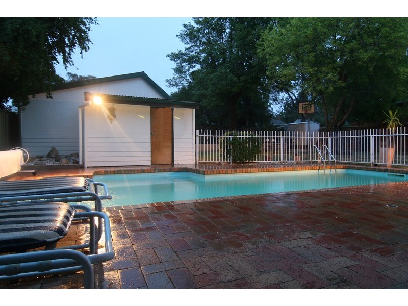 52 Carpenter Street, Quarry Hill VIC 3550