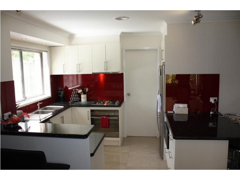 35 Sydenham Avenue, White Hills VIC 3550