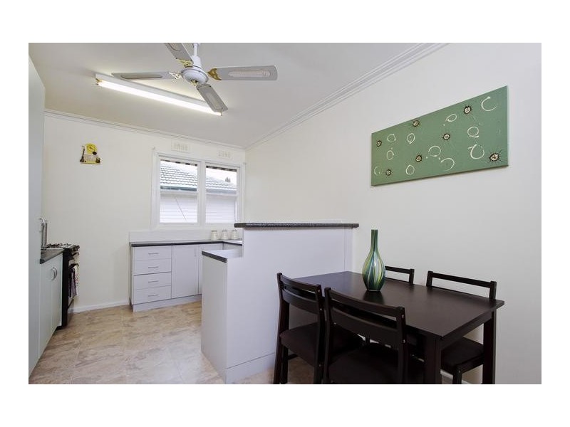 11 Helm Street, Kangaroo Flat VIC 3555