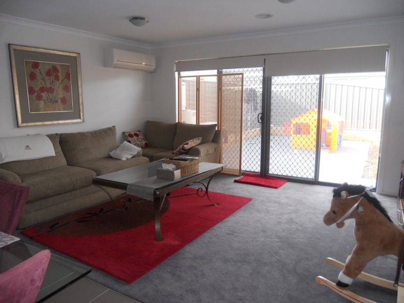 8 Vista Street, Eaglehawk VIC 3556