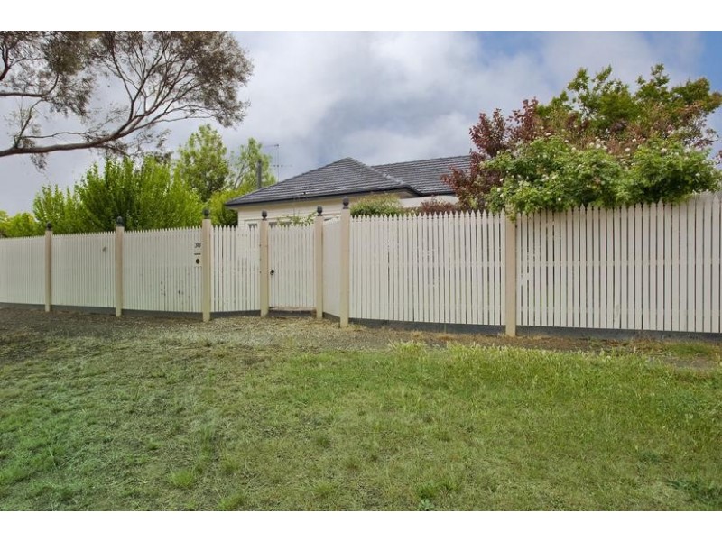 30 MacDougall Road, Golden Square VIC 3555