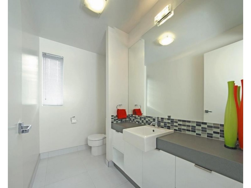 6 Medika Avenue, Kangaroo Flat VIC 3555