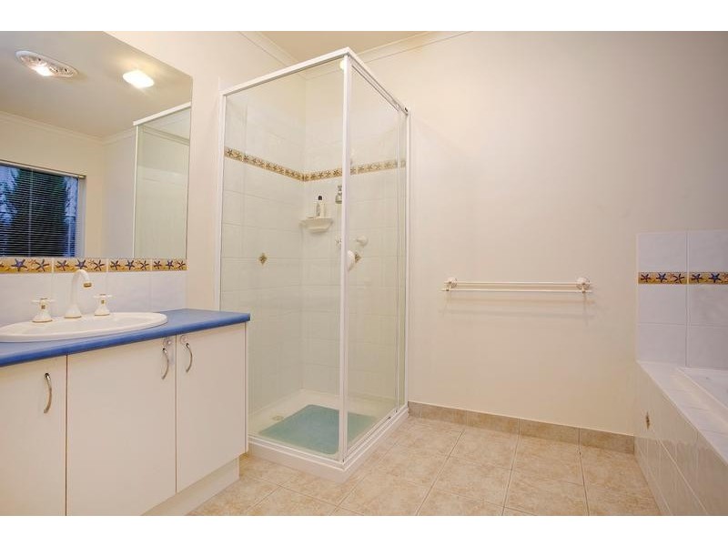8 Currawong Court, Kennington VIC 3550