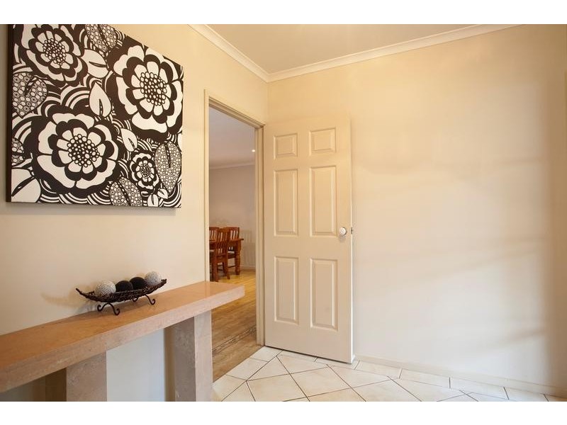 8 Cairinini Court, Strathdale VIC 3550