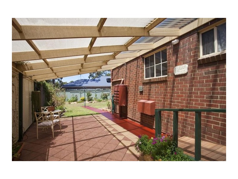 16 Greenwood Drive, Strathdale VIC 3550