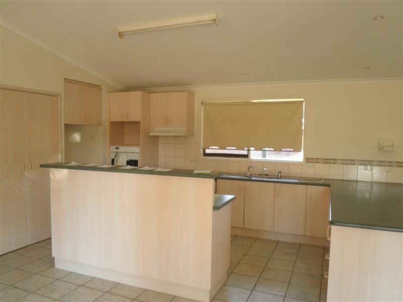 58 Edwards Road, Maiden Gully VIC 3551