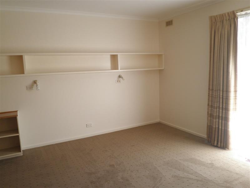 58 Edwards Road, Maiden Gully VIC 3551