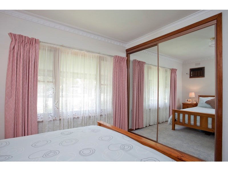 44 Montgomery Crescent, Bendigo VIC 3550