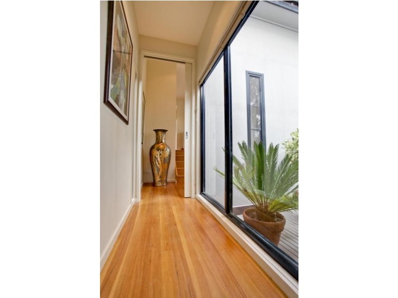 8 Knox Court, Kennington VIC 3550