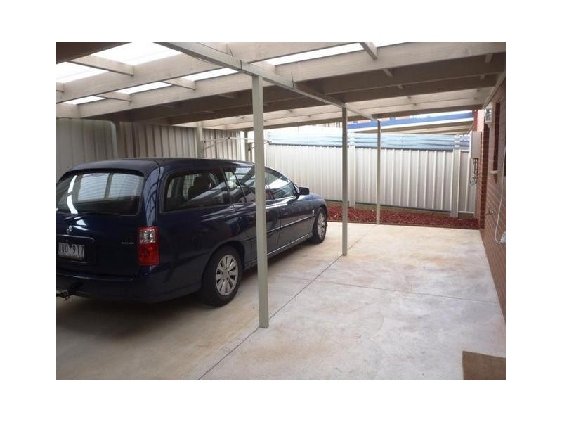 28B Jerribong Way, Kangaroo Flat VIC 3555