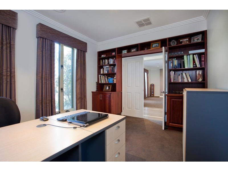 11 Regent Street, Strathfieldsaye VIC 3551