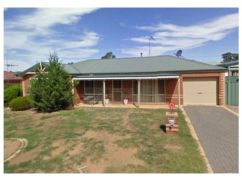 9 Jamison Park Drive, Kangaroo Flat VIC 3555