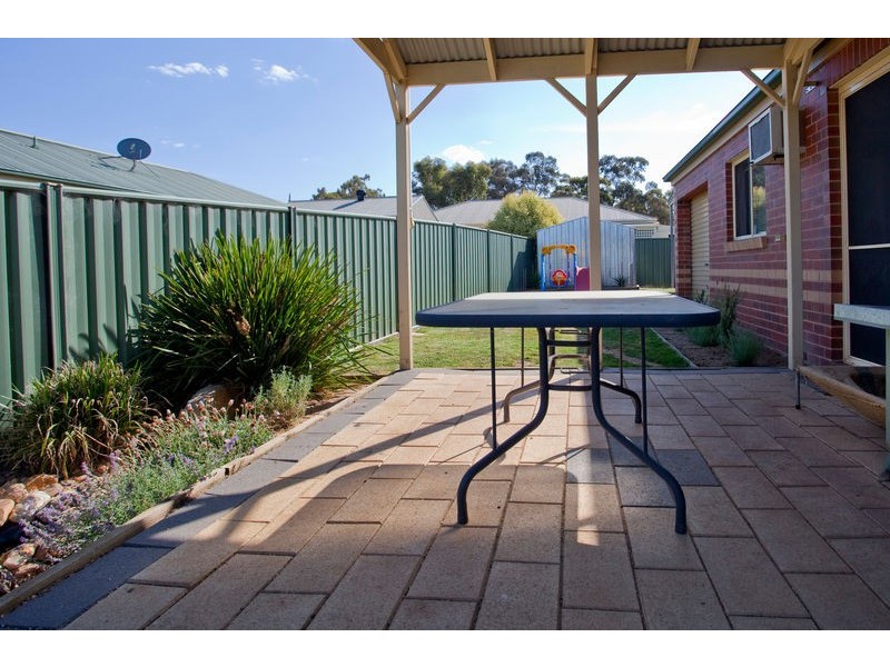 9 Jamison Park Drive, Kangaroo Flat VIC 3555